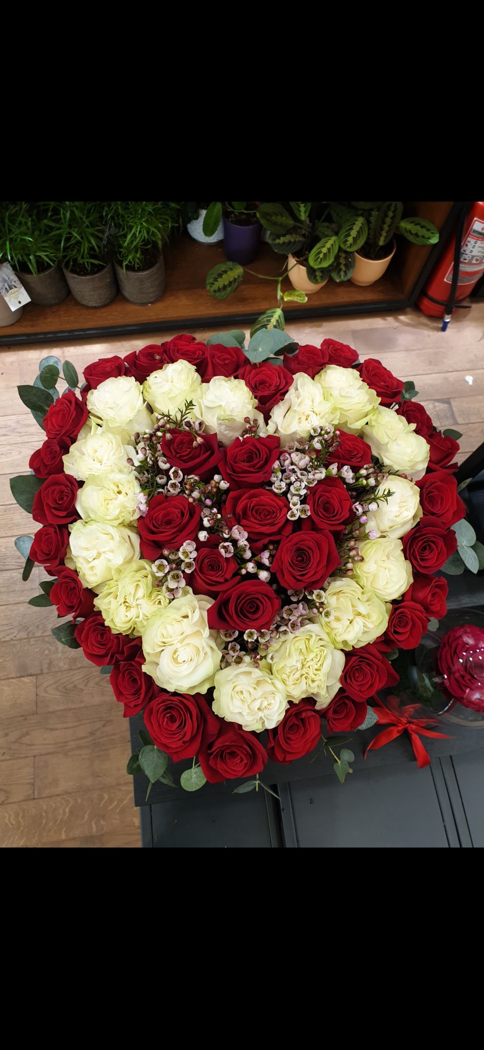 ❤️ Aranjament "Heart of Roses"